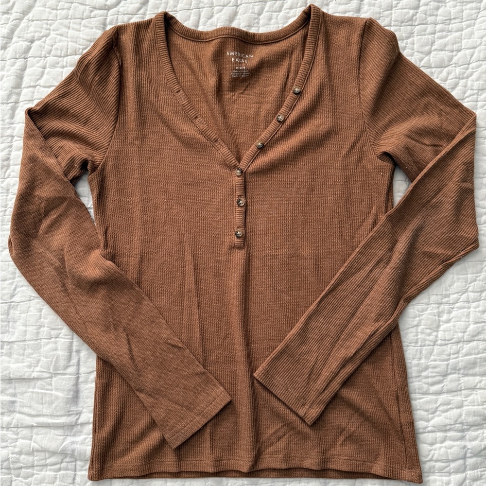 American Eagle Outfitters Brown waffle knit  Henley
